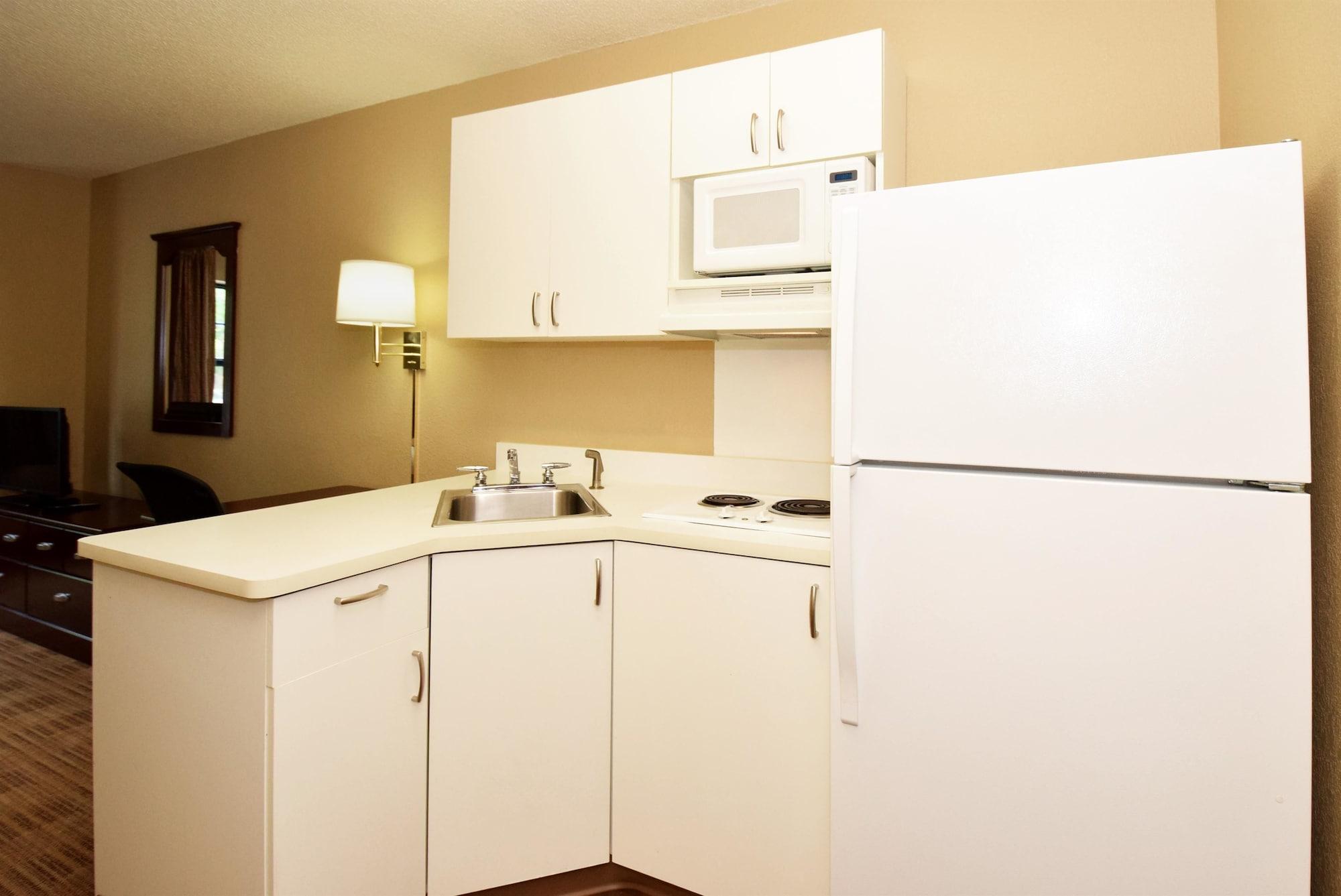 Extended Stay America Suites - Philadelphia - Plymouth Meeting - East Екстериор снимка