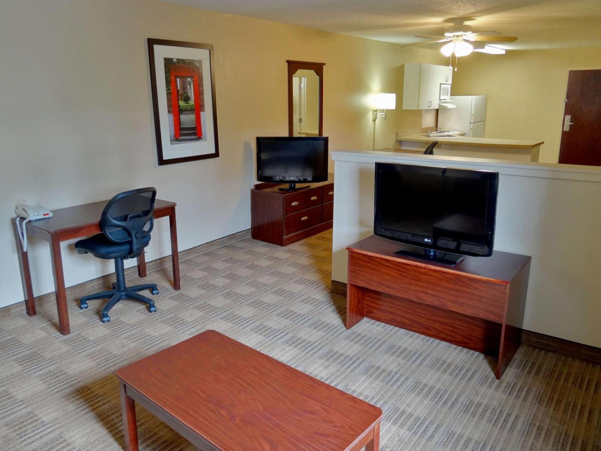 Extended Stay America Suites - Philadelphia - Plymouth Meeting - East Екстериор снимка