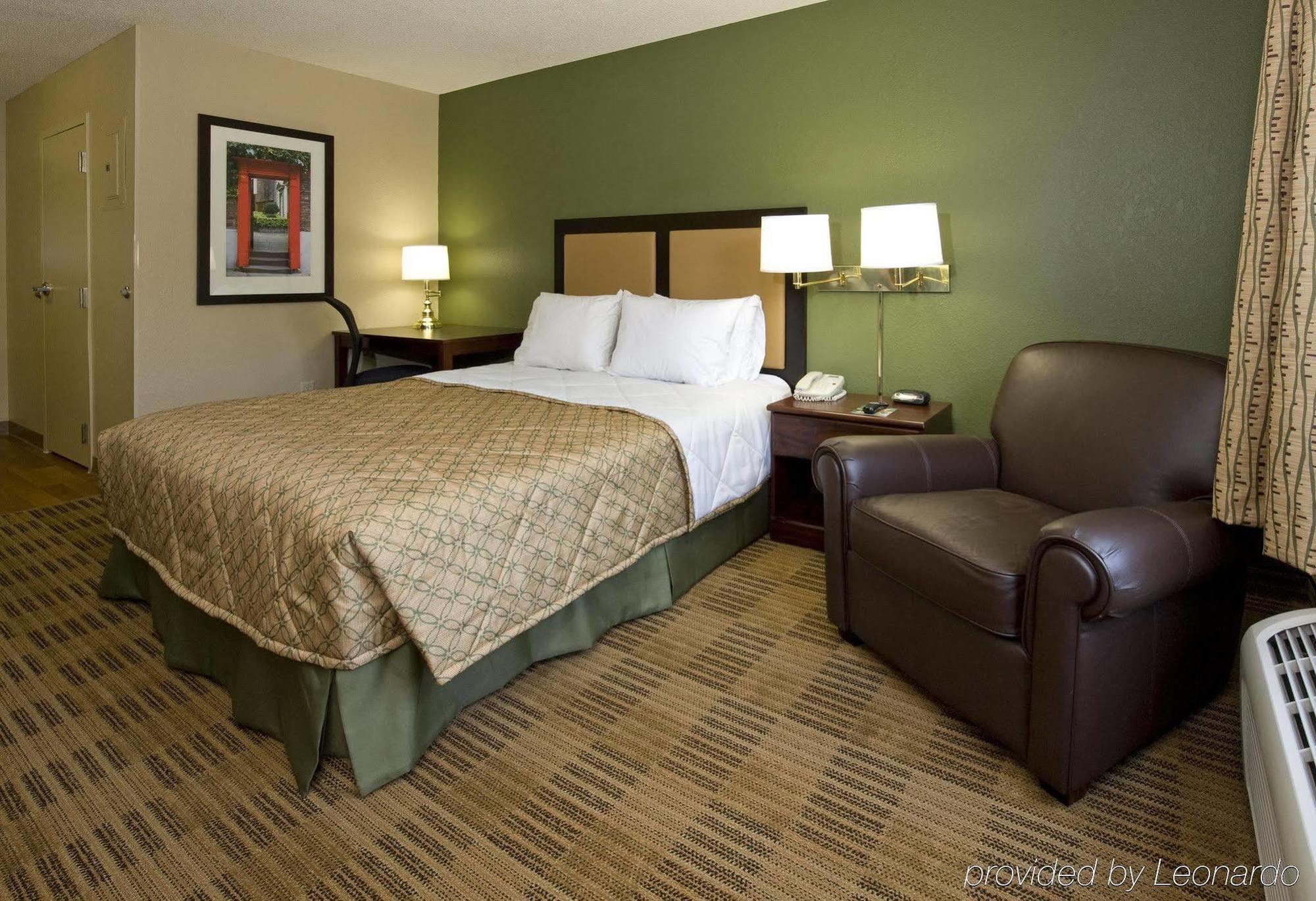 Extended Stay America Suites - Philadelphia - Plymouth Meeting - East Екстериор снимка